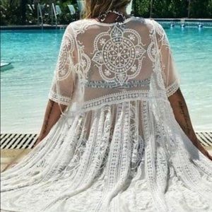 Agnes and Dora White Lace Duster